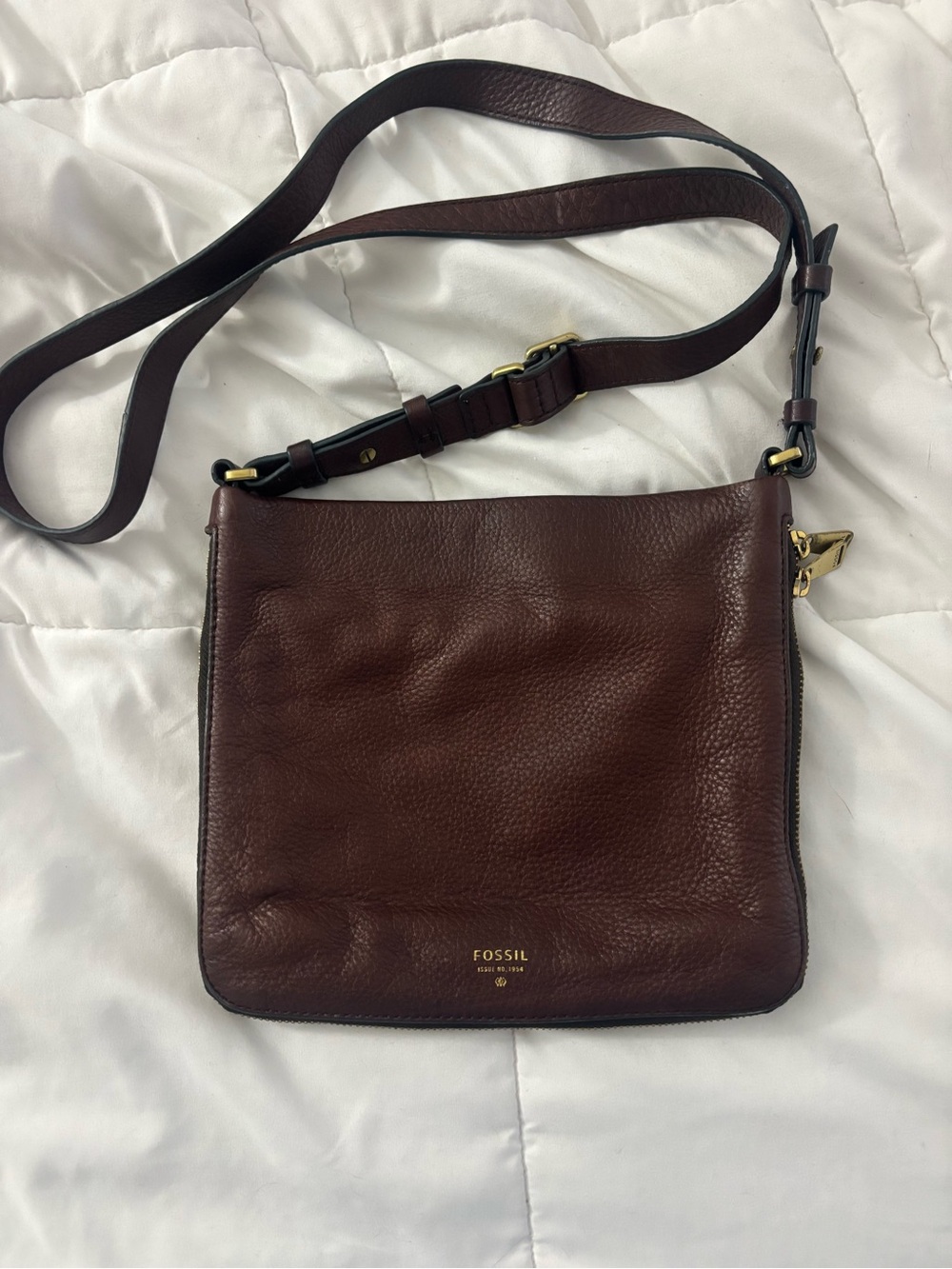 Fossil Dark Brown Leather Messenger Crossbody